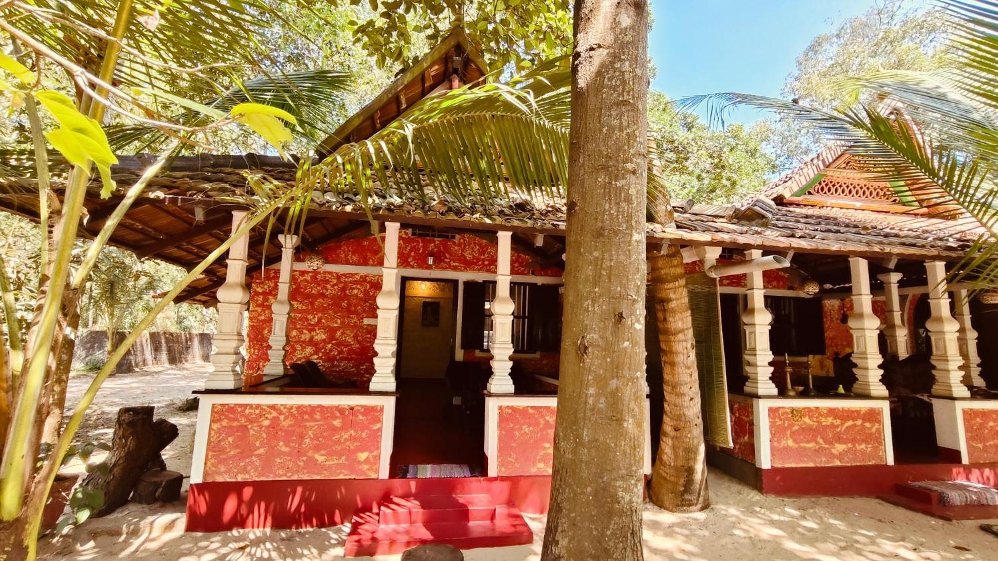 Abba Marari Beach Villas & Homestay Mararikulam Alappuzha Bilik gambar