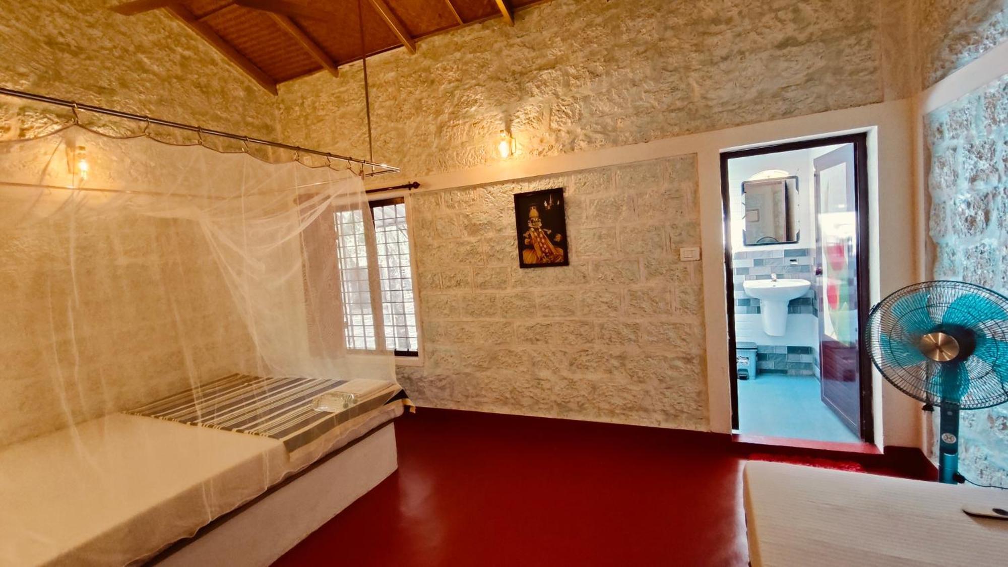 Abba Marari Beach Villas & Homestay Mararikulam Alappuzha Bilik gambar