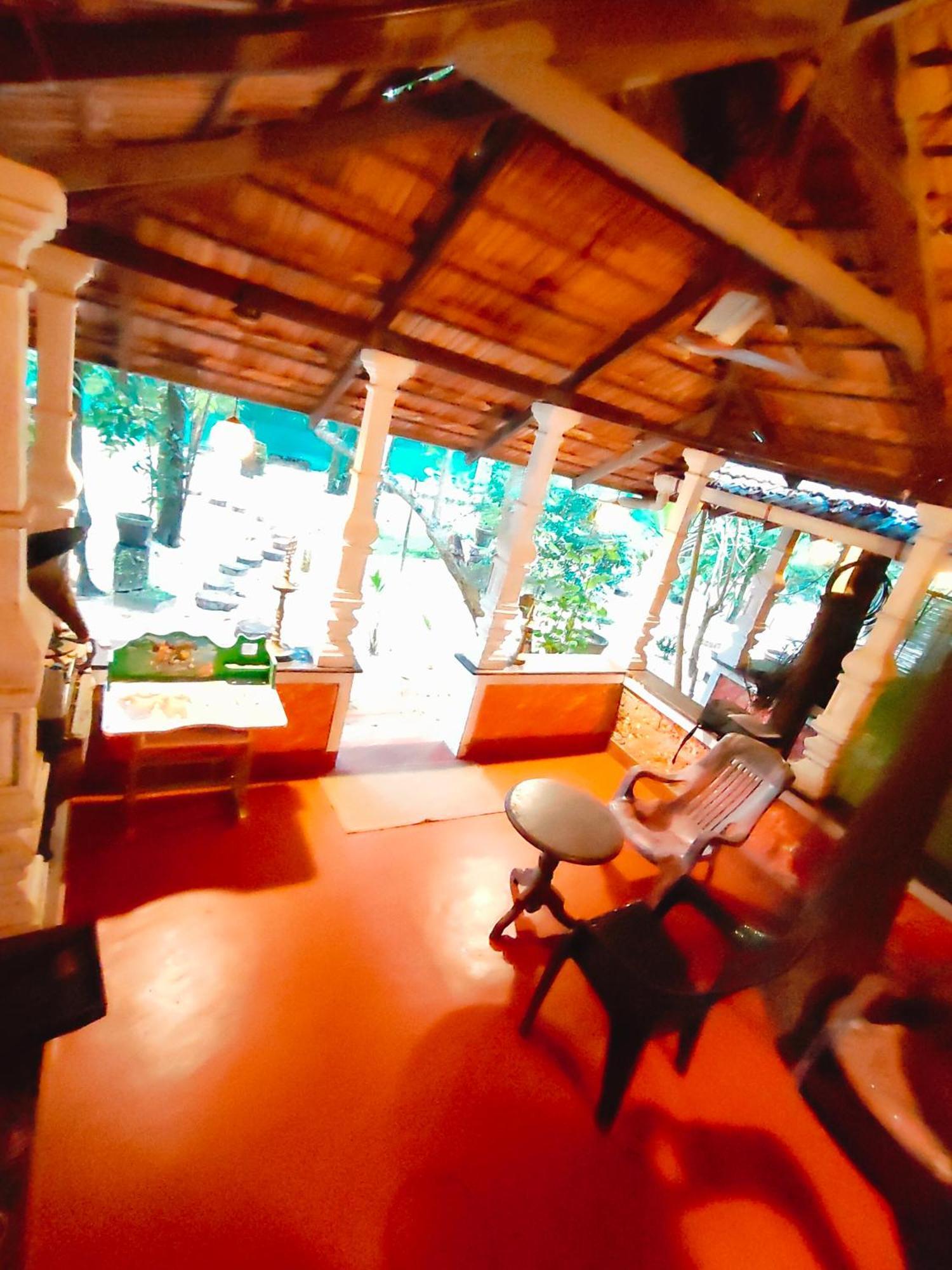 Abba Marari Beach Villas & Homestay Mararikulam Alappuzha Bilik gambar