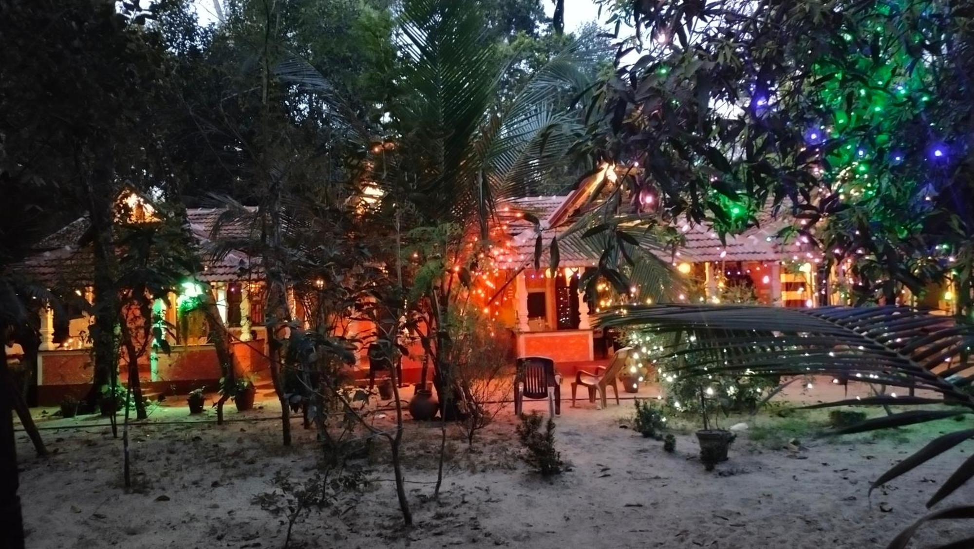 Abba Marari Beach Villas & Homestay Mararikulam Alappuzha Bilik gambar